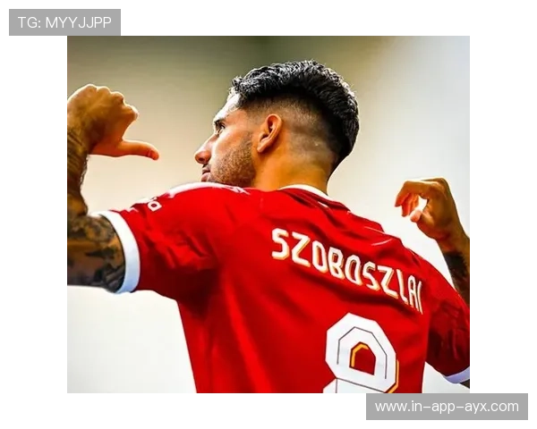 利物浦加克波中场抢断后迅速发动致命反击：速度与技艺的极致演绎