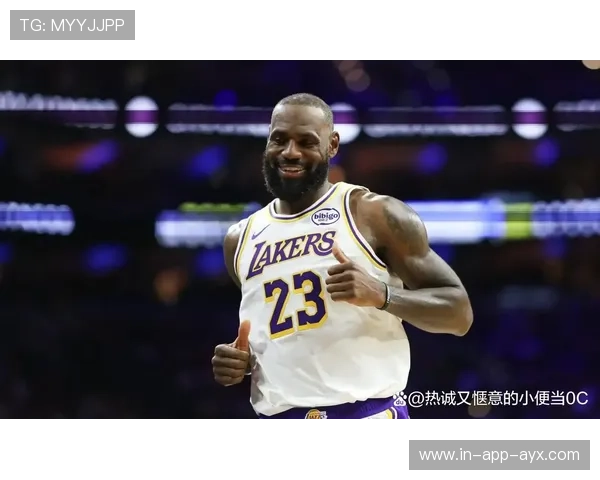 詹姆斯关键时刻抛投命中，湖人艰难取胜